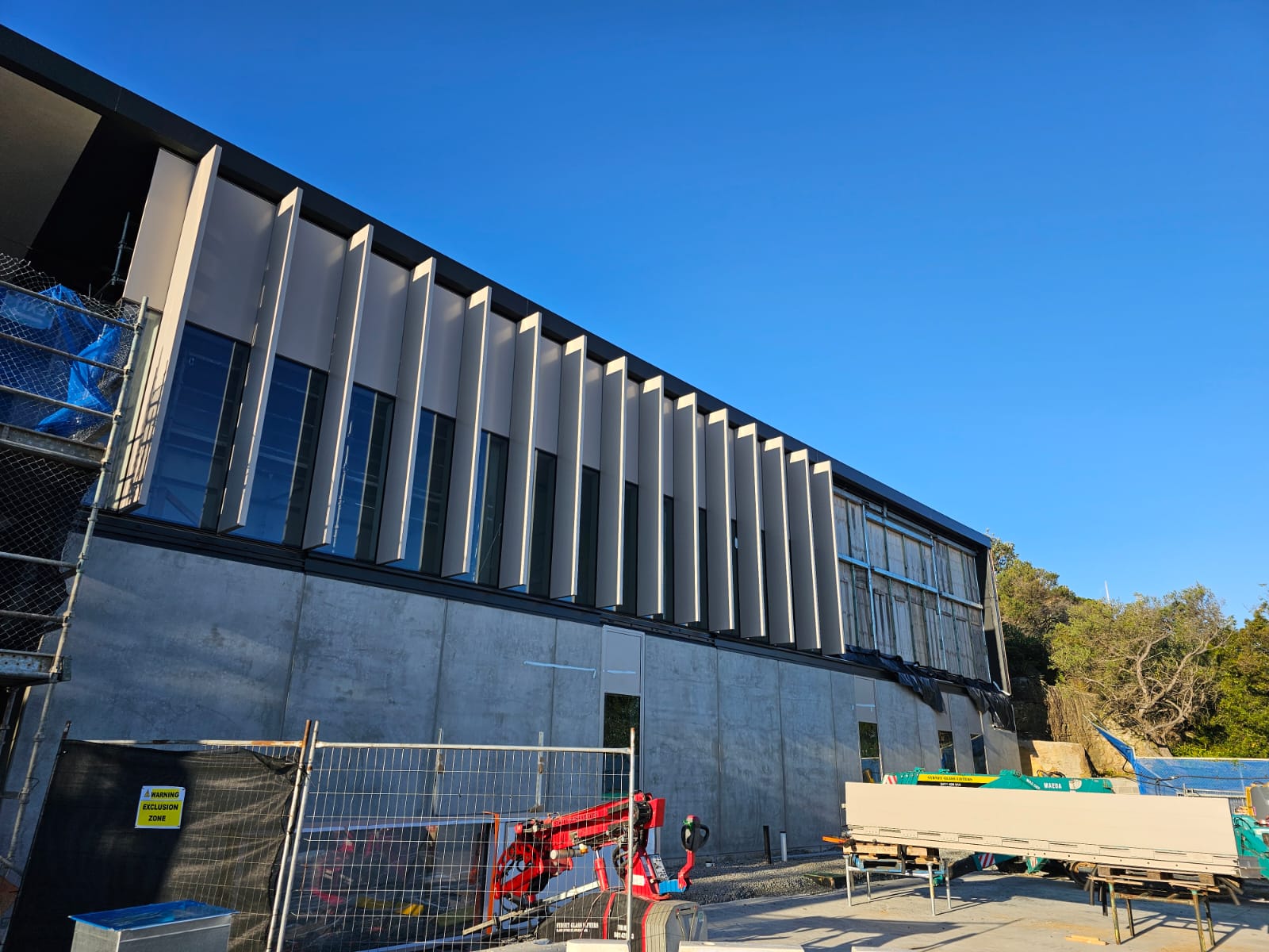 Aluminium & Frameless Glazing 1